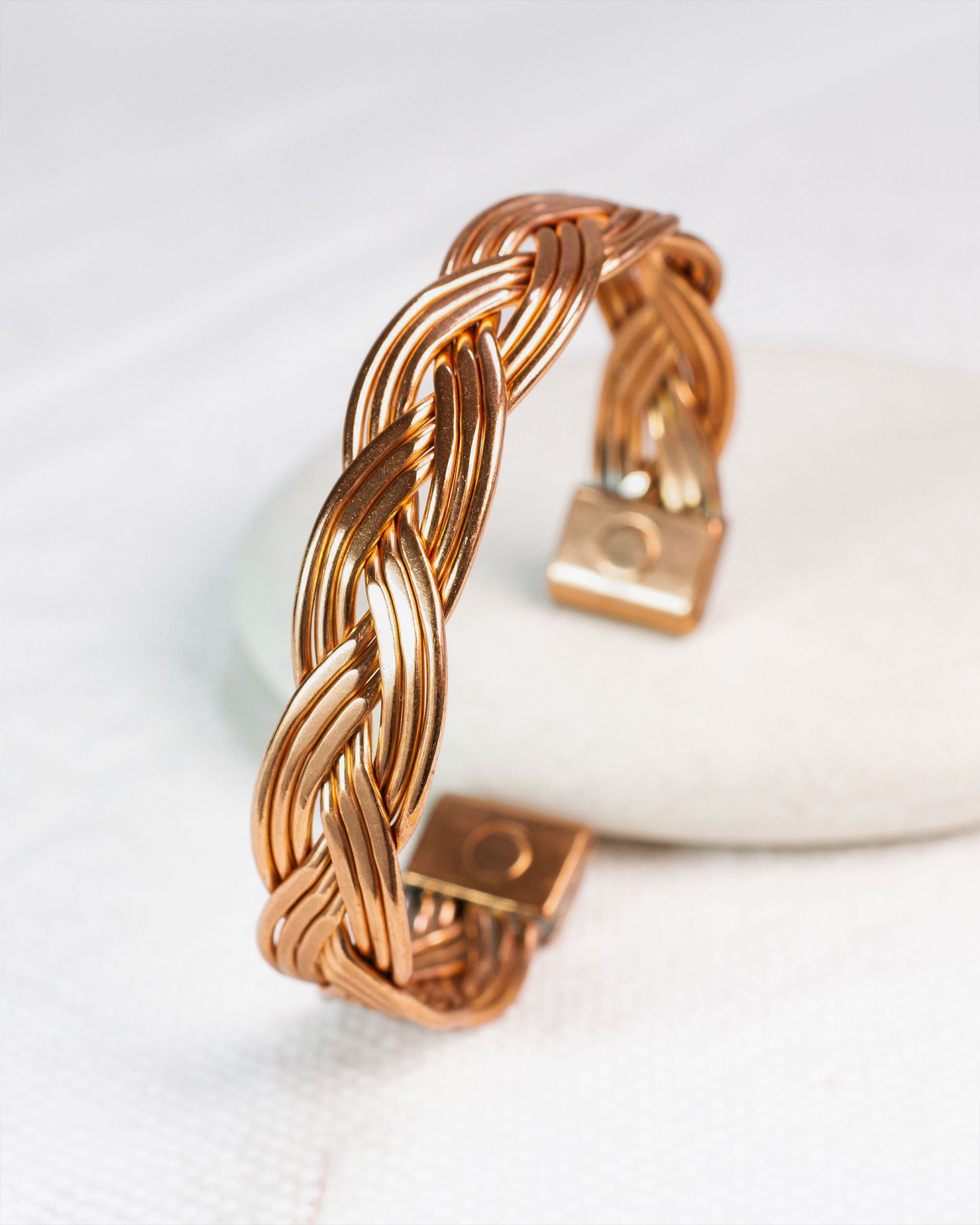 Koperen magneet armband - triple gevlochten