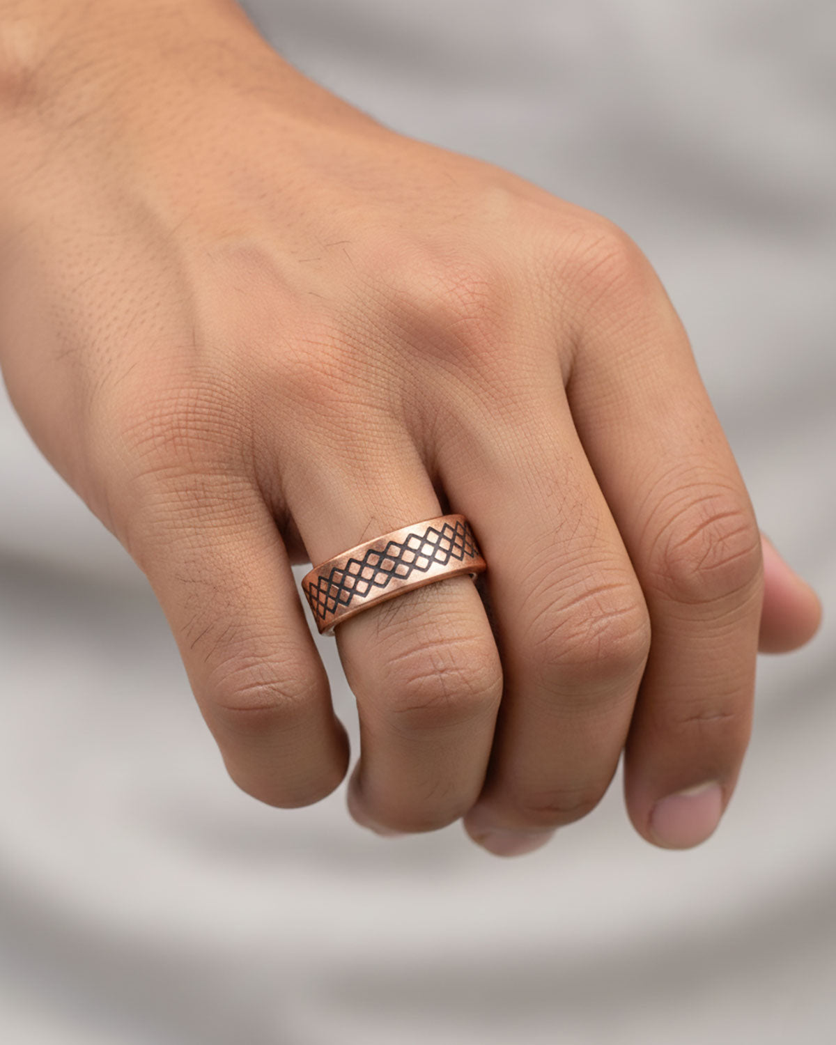Koperen Magneet Ring met Geruit Patroon