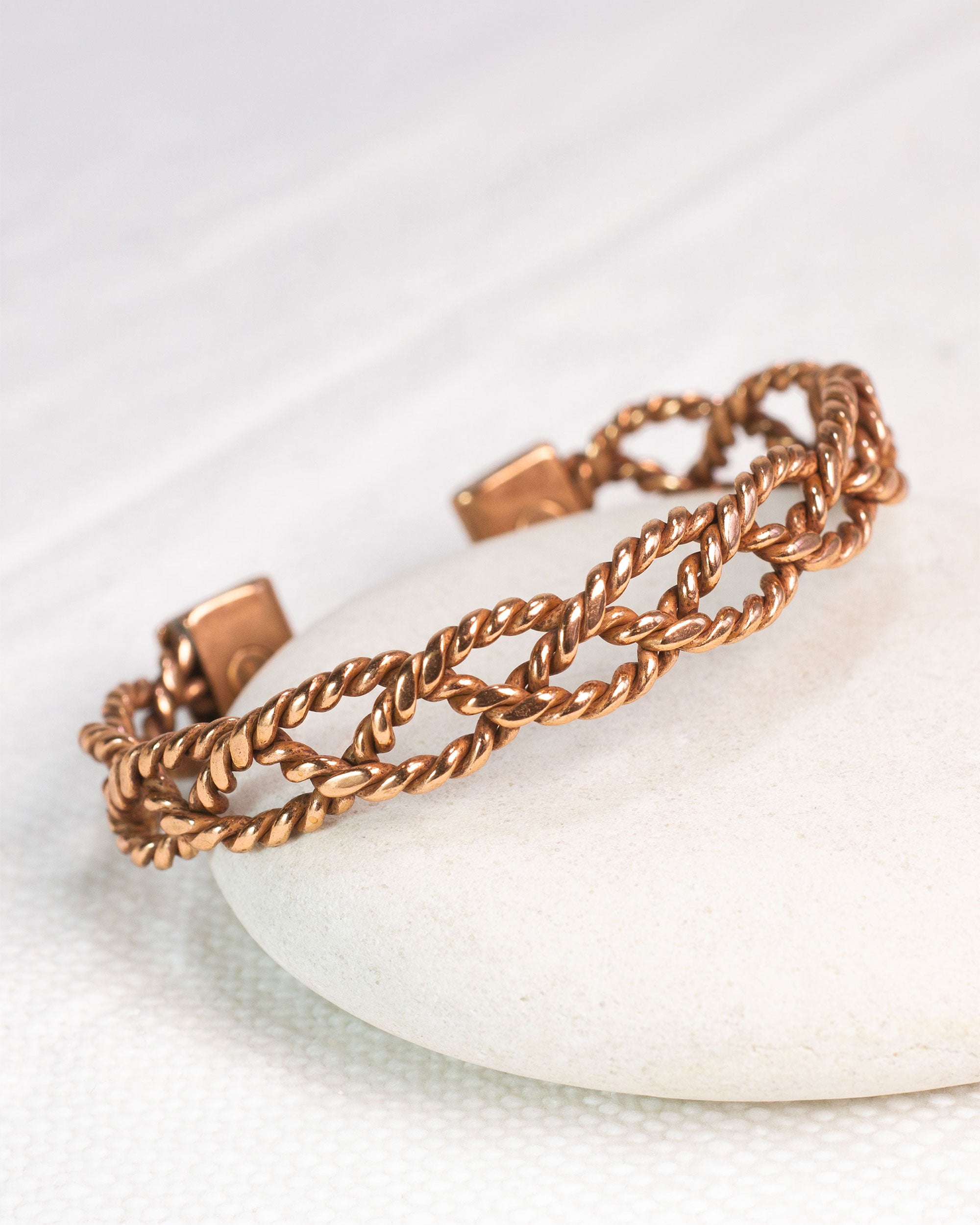 Koperen magneet armband gevlochten