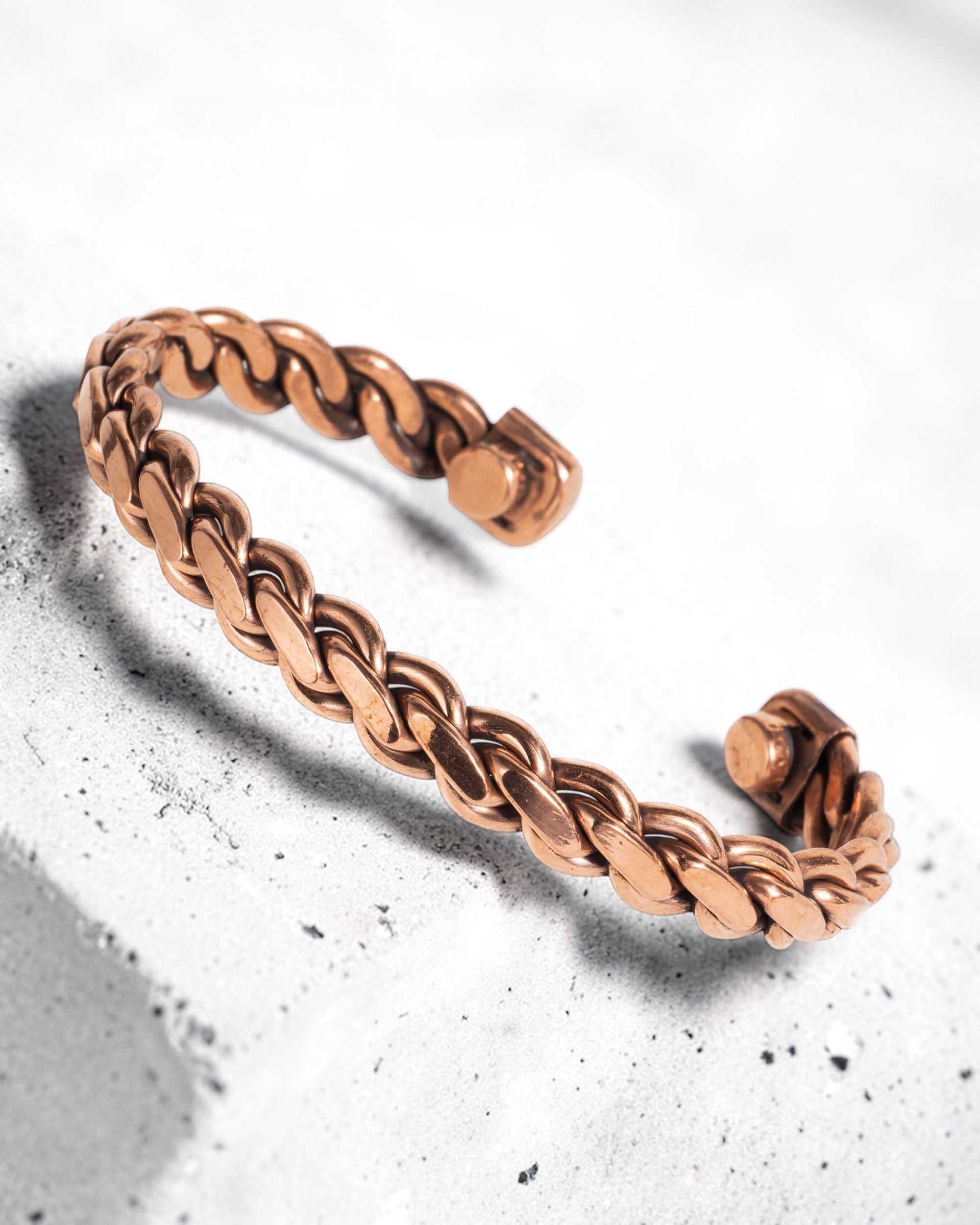 Koperen magneet armband - gedraaid