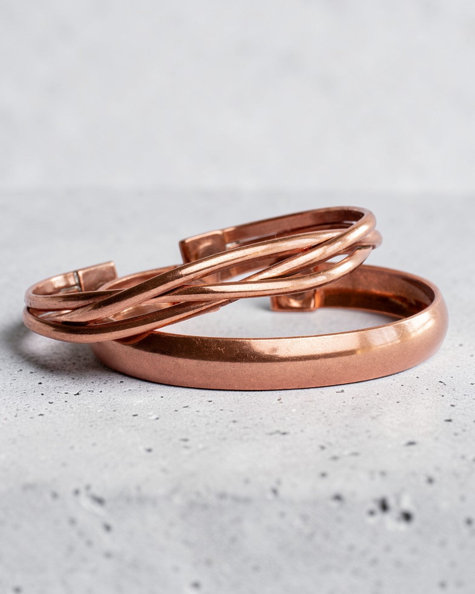 Copper bracelet - loosely braided with magnets